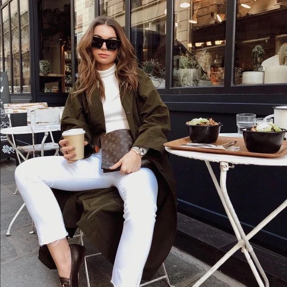 Aritzia skylar trench - Picture 1 of 6